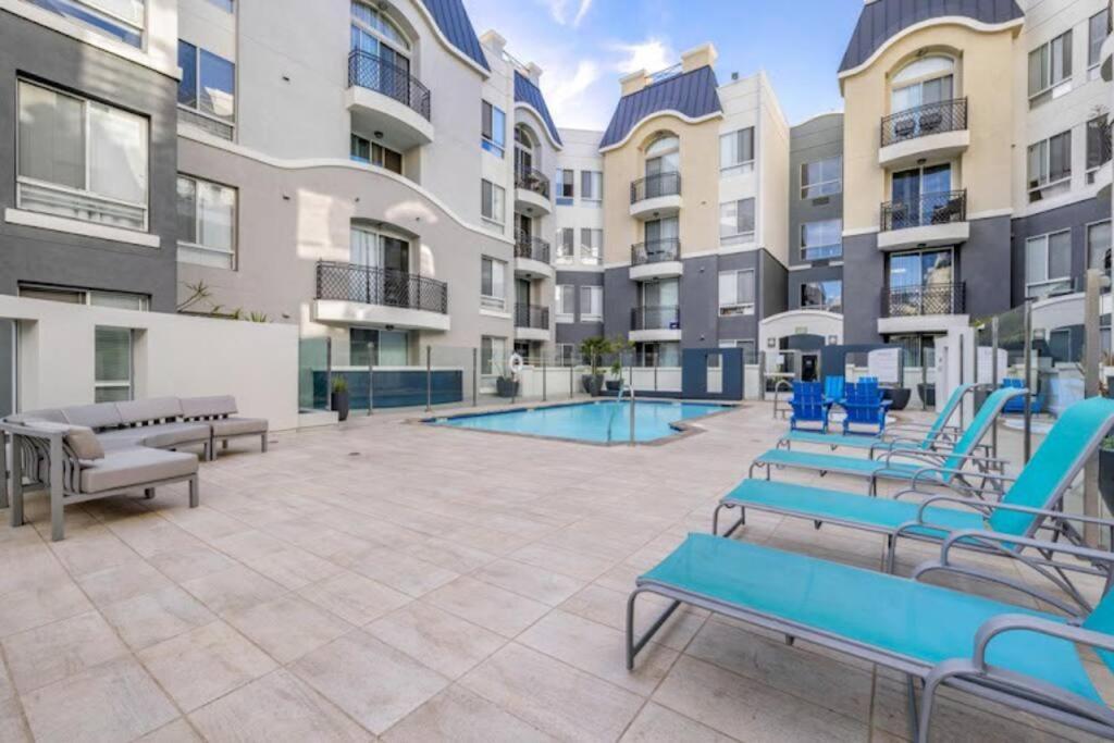 Appartement Marina Del Rey Luxury Pool, Gym, Parking, Bbq